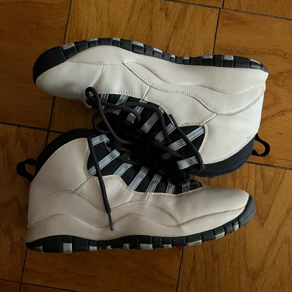 Mens Jordan sneakers